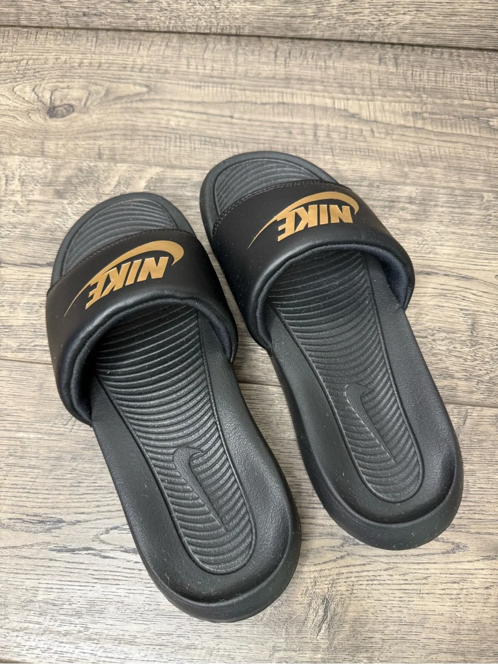 Nike Sandals Slides Black with Gold Trim Size 6